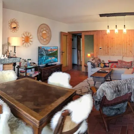Between Slopes And Golf Facing The Alps Appartement *