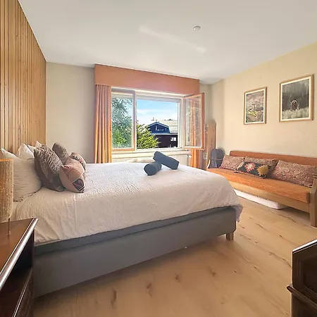 Appartement Between Slopes And Golf Facing The Alps