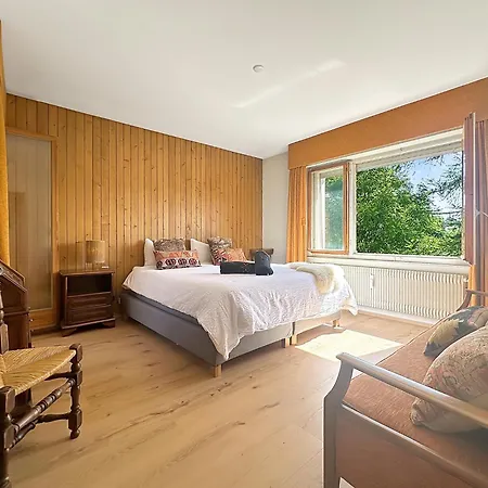Appartement Between Slopes And Golf Facing The Alps
